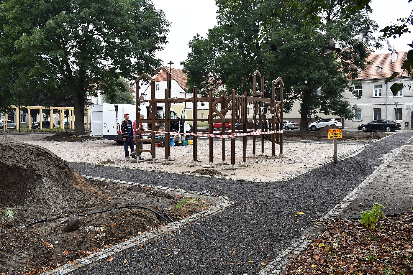 Intensyfikacja prac na placu Piłsudskiego 7