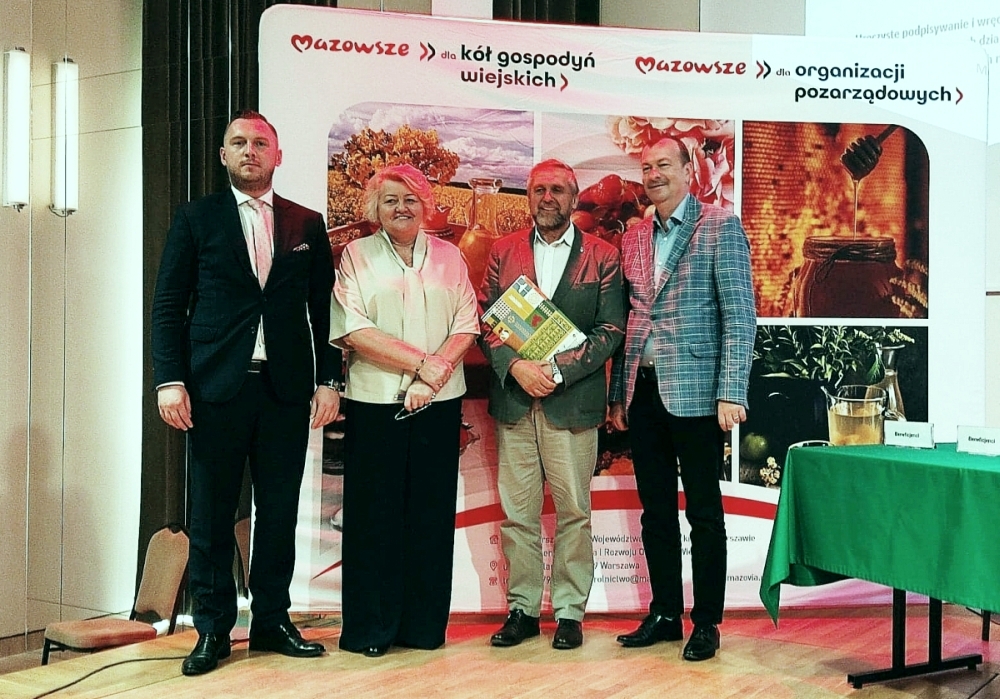Dofinansowanie zadania inwestycyjnego pod nazwą " Budowa stacji uzdatniania wody oraz infrastruktury wodociągowej w miejscowości Ponikiew” 2
