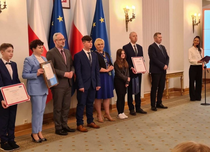 Uczniowie z PSP w Płocochowie wyróżnieni w Ogólnoszkolnym Teście o Zdrowiu odebrali nagrody w Pałacu Prezydenckim 2