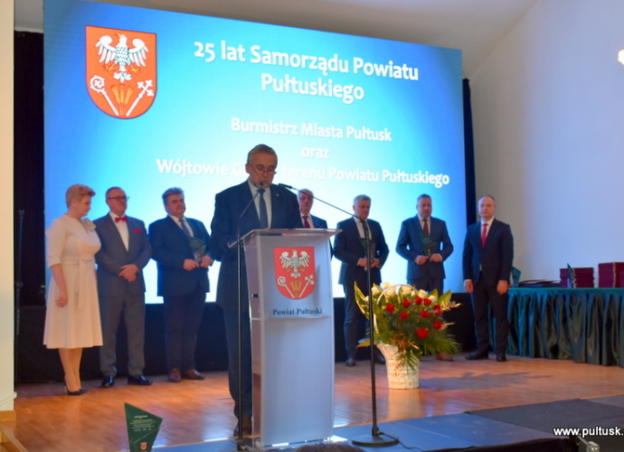 25 lat Samorządu Powiatu Pułtuskiego 8
