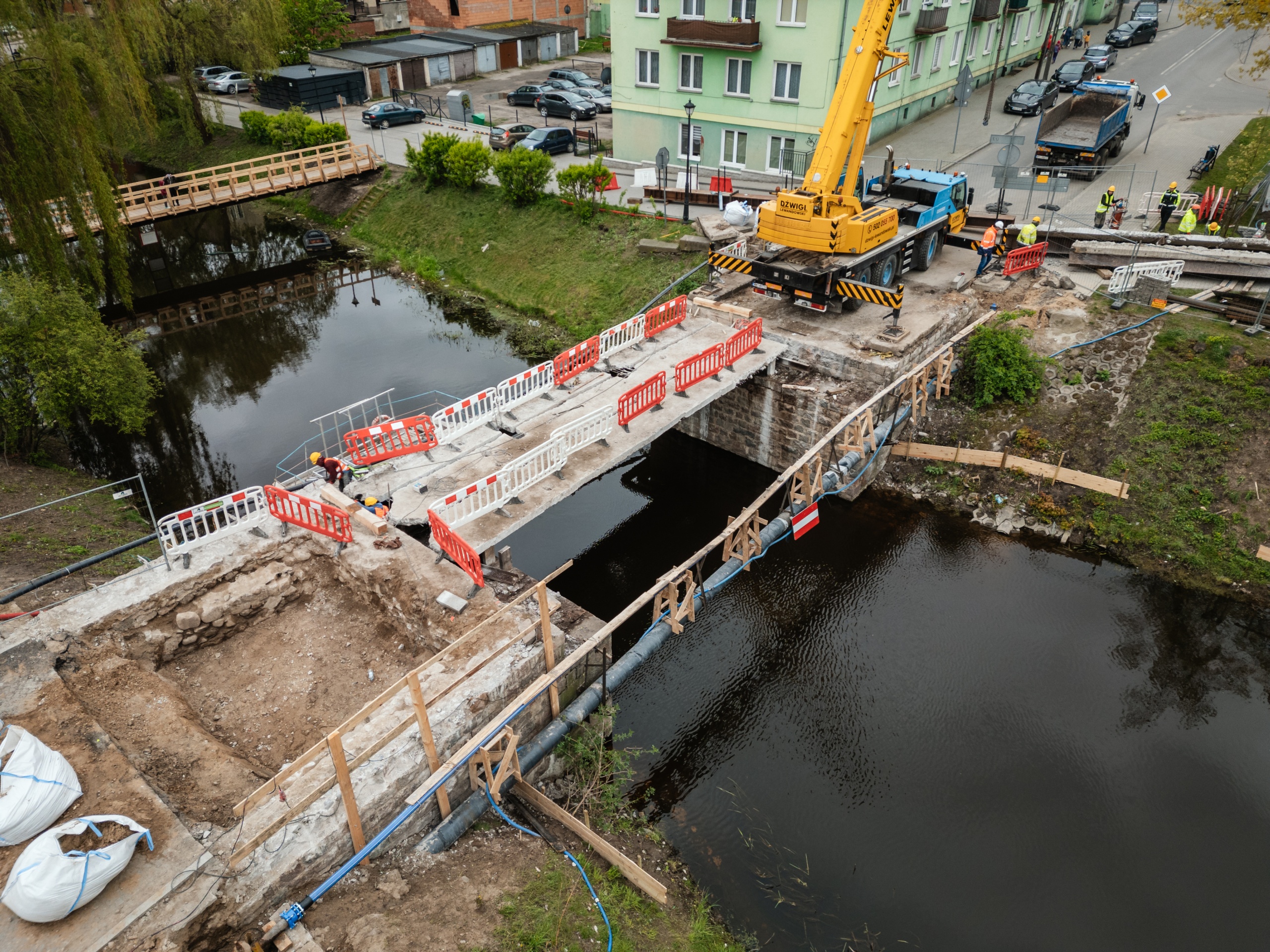 Postępy prac przy moście Benedyktyńskim w Pułtusku