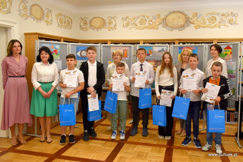 konkurs plastyczny ,,Kolorowe wiersze Juliana Tuwima”