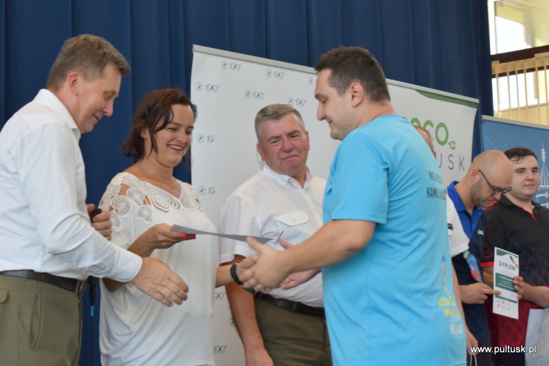 Turniej w tenisie stołowym