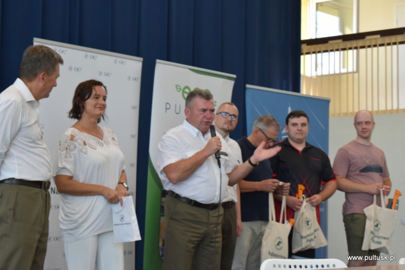 Turniej w tenisie stołowym