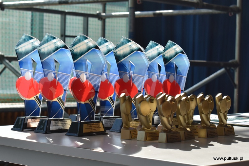 Turniej w tenisie stołowym