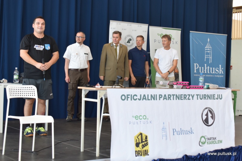 Turniej w tenisie stołowym