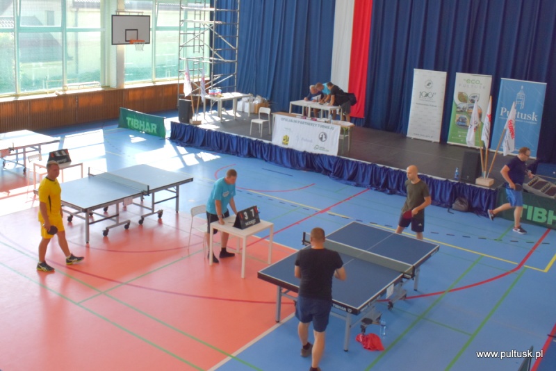 Turniej w tenisie stołowym