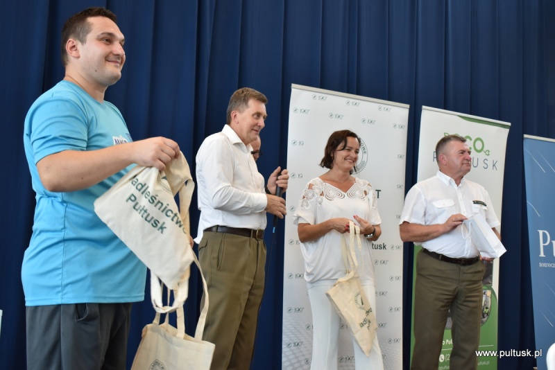 Turniej w tenisie stołowym