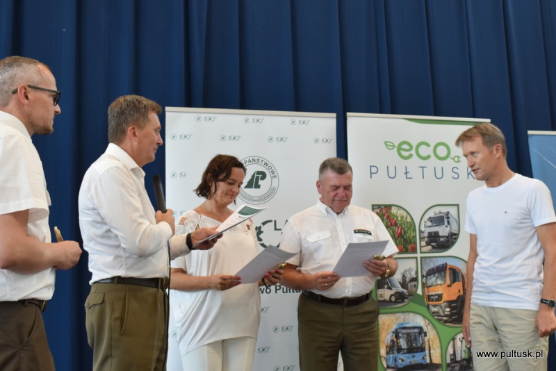 Turniej w tenisie stołowym