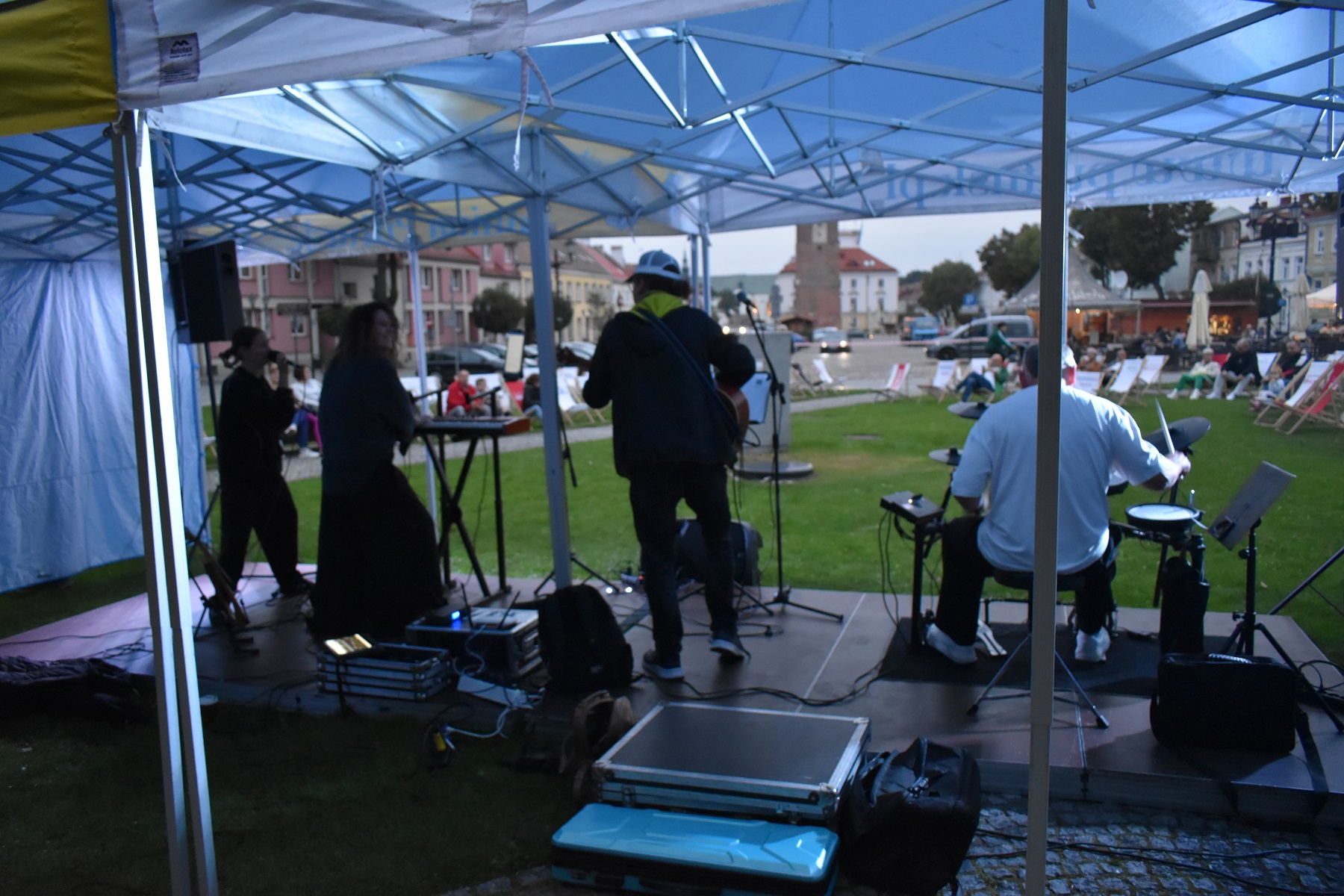 Zabawa przy fontannie po raz piąty 