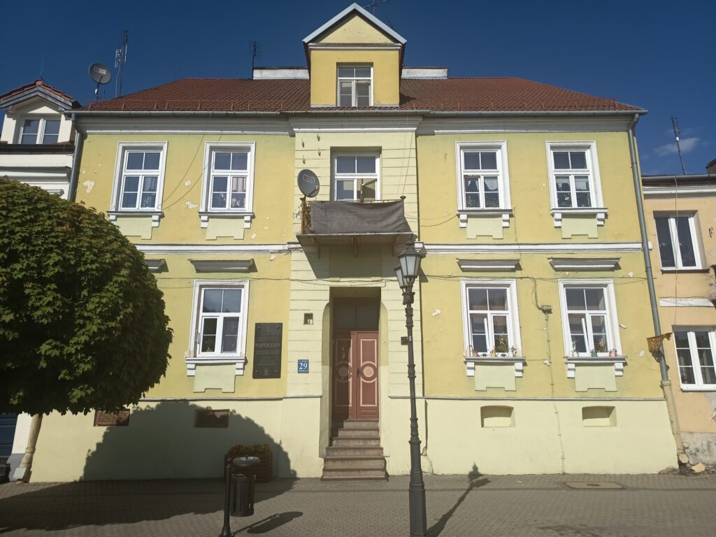 Zdjęcie z Trasy Eko-busu (Kamienica w której przebywał Napoleon)