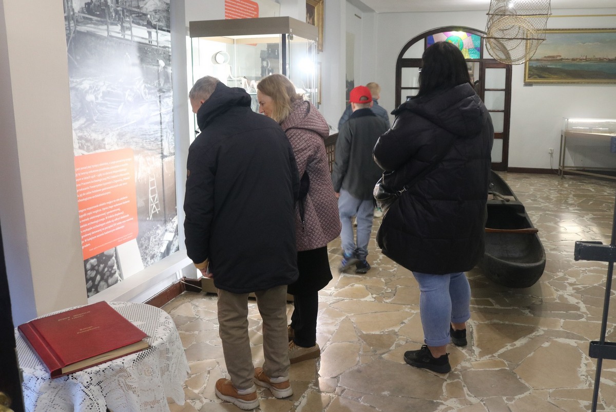 XII Pułtuska Noc Muzeów - zwiedzanie Muzeum (2)