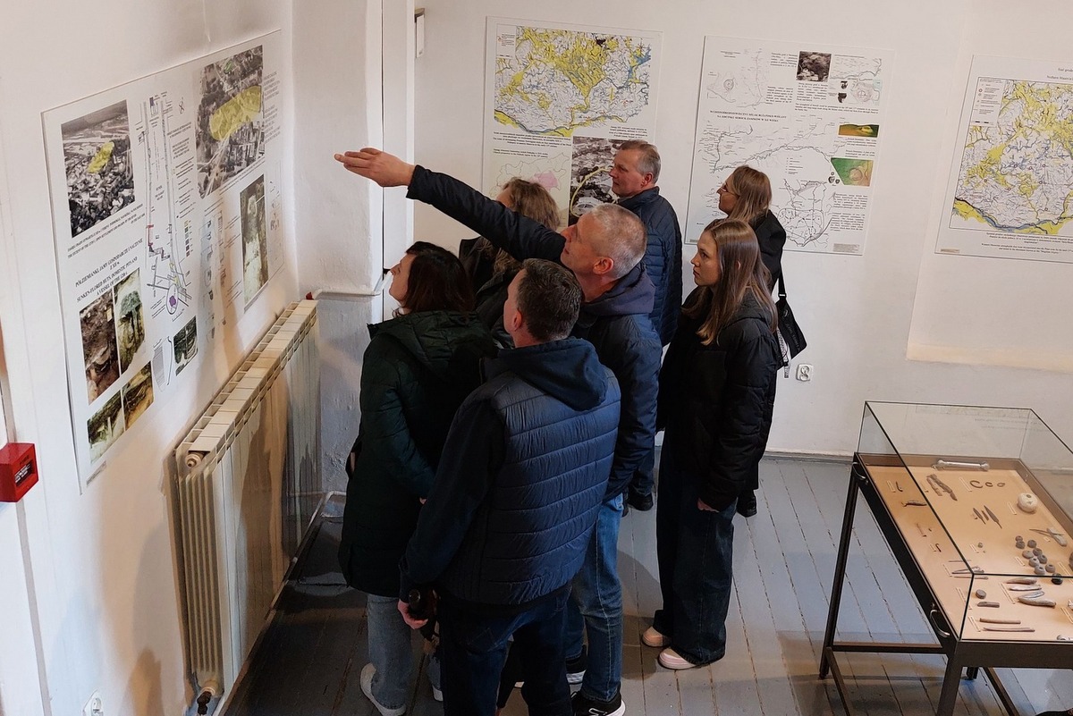 XII Pułtuska Noc Muzeów - zwiedzanie wieży ratuszowej (2)