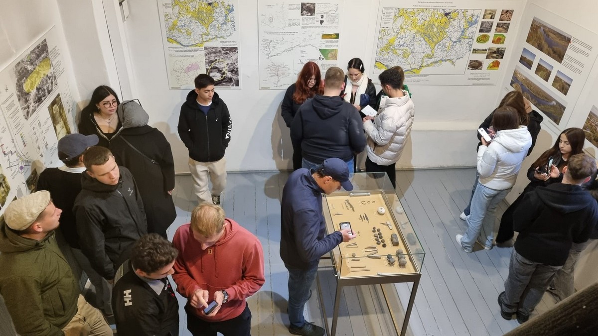 XII Pułtuska Noc Muzeów - zwiedzanie wieży ratuszowej (1)