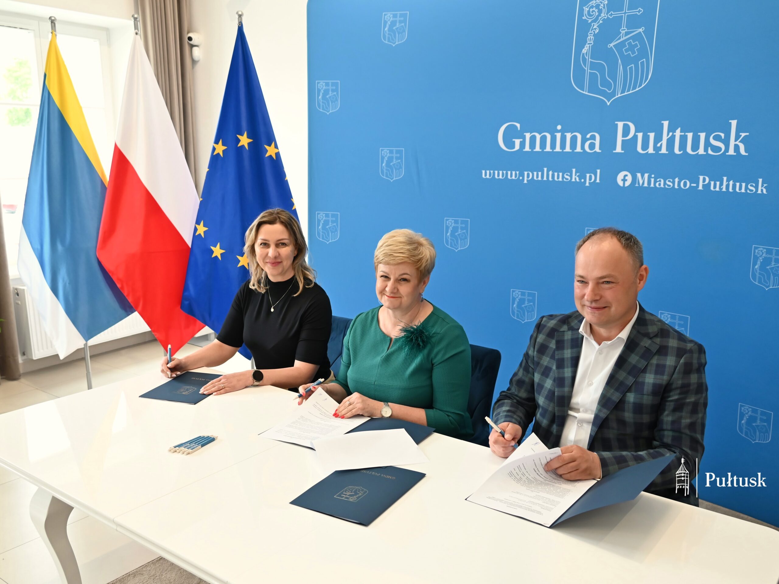 Podpisanie porozumienia pomiędzy Gminą Pułtusk a Powiatem Pułtuskim w sprawie opracowania dokumentacji projektowej dla inwestycji pn. „Budowa budynku przystani nad Narwią wraz z zagospodarowaniem terenu – podnoszenie wartości użytkowych, turystycznych, kulturowych i sportowych związanych z rzeką” (2)