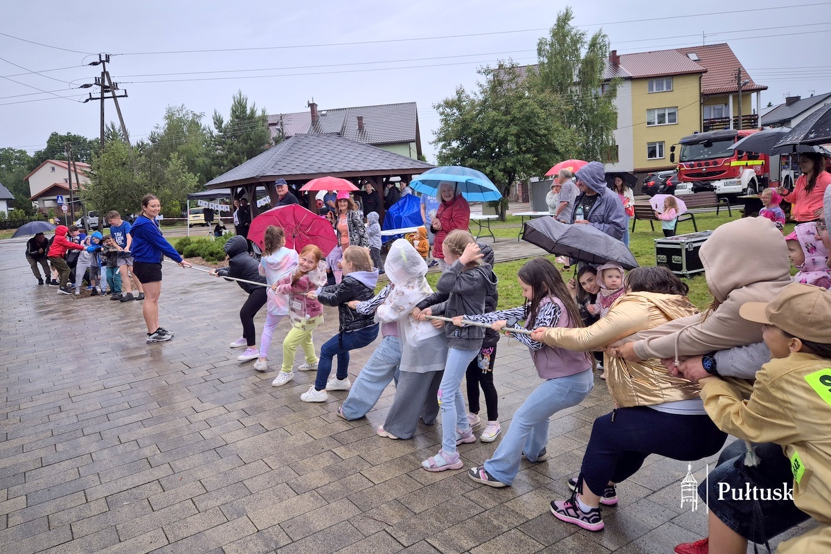 Rodzinny Piknik z okazji Dnia Dziecka na Popławach 58