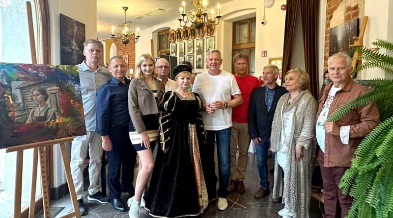 Wernisaż wystawy malarstwa "Reymontowskie Kresy w Obrazach" (1)