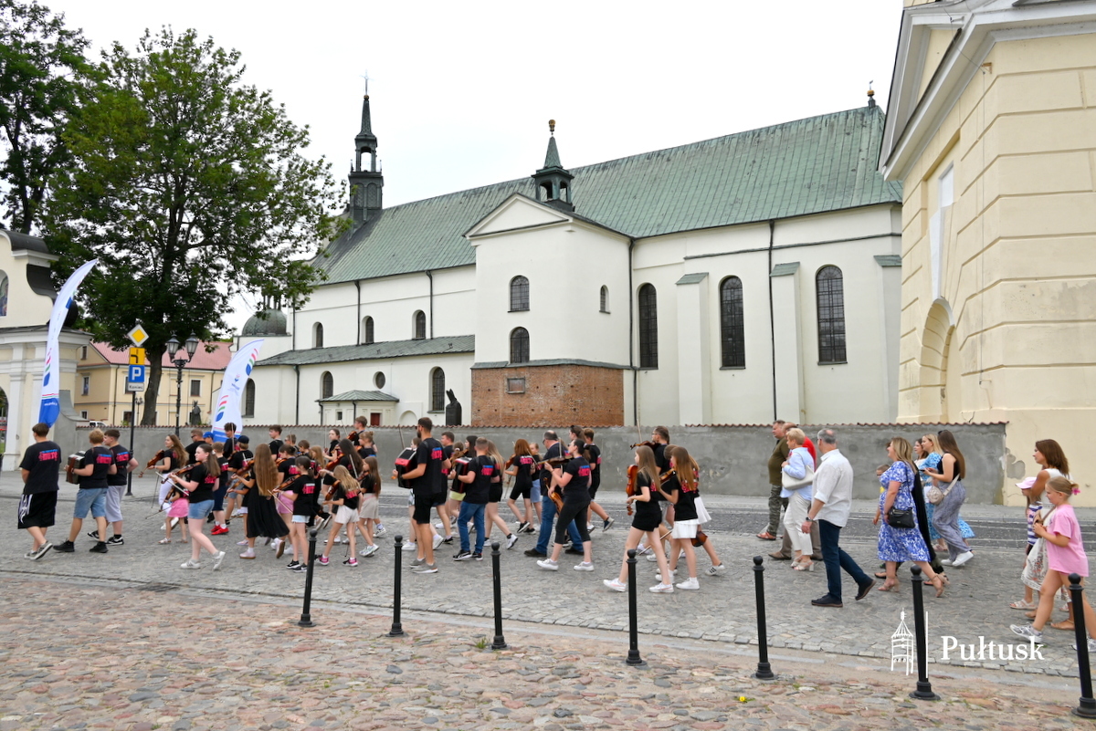 III edycja Warsztatów dla Młodych Muzyków Ludowych z Kurpi (8)