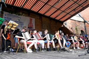 III edycja Warsztatów dla Młodych Muzyków Ludowych z Kurpi (18)