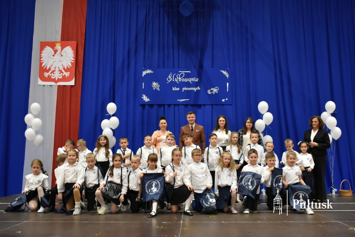 Pasowanie pierwszoklasistów w PSP nr 1 (60)