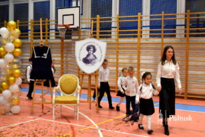 Pasowanie pierwszoklasistów w PSP nr 1 (61)