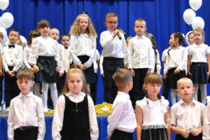 Pasowanie pierwszoklasistów w PSP nr 1 (6)