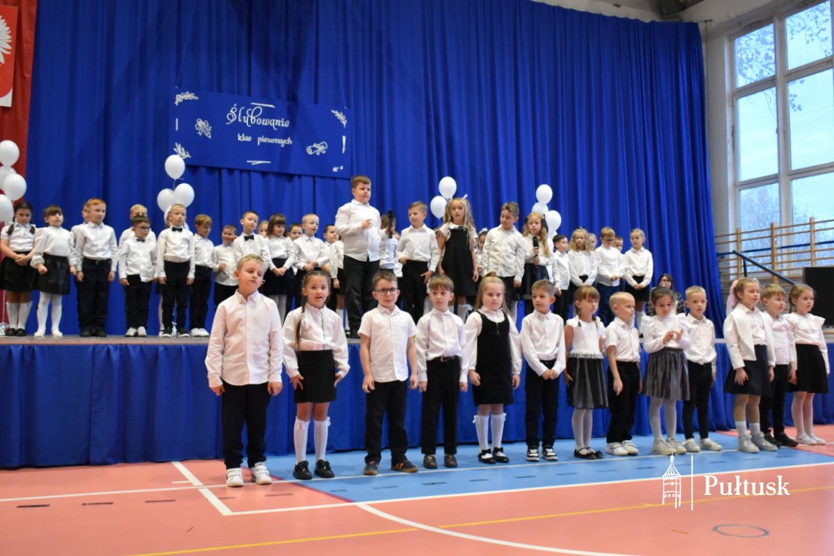 Pasowanie pierwszoklasistów w PSP nr 1 (10)