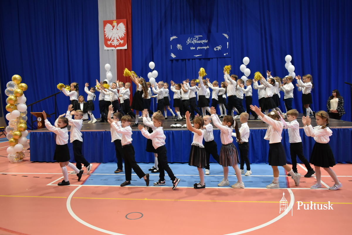 Pasowanie pierwszoklasistów w PSP nr 1 (25)