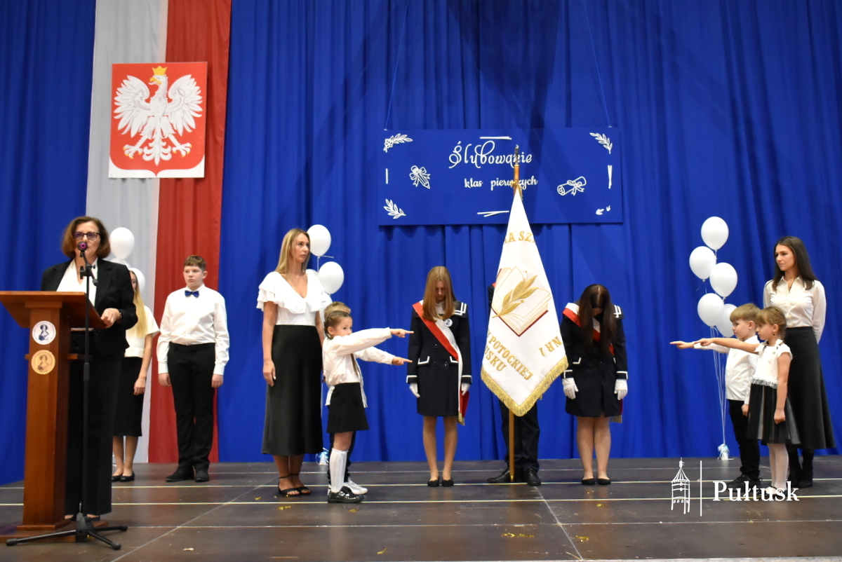 Pasowanie pierwszoklasistów w PSP nr 1 (34)