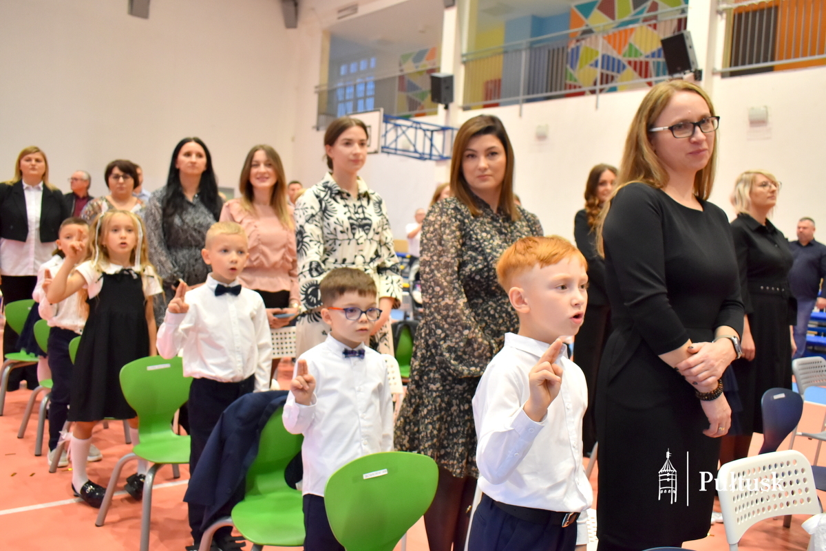 Pasowanie pierwszoklasistów w PSP nr 1 (39)