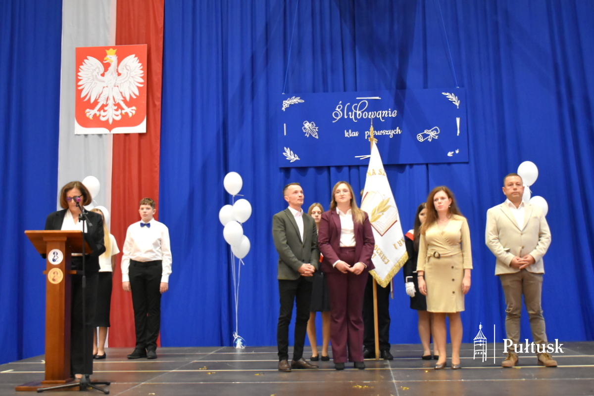 Pasowanie pierwszoklasistów w PSP nr 1 (40)