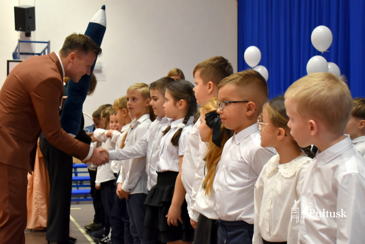 Pasowanie pierwszoklasistów w PSP nr 1 (45)