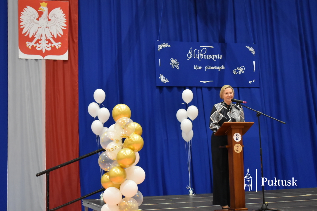 Pasowanie pierwszoklasistów w PSP nr 1 (89)