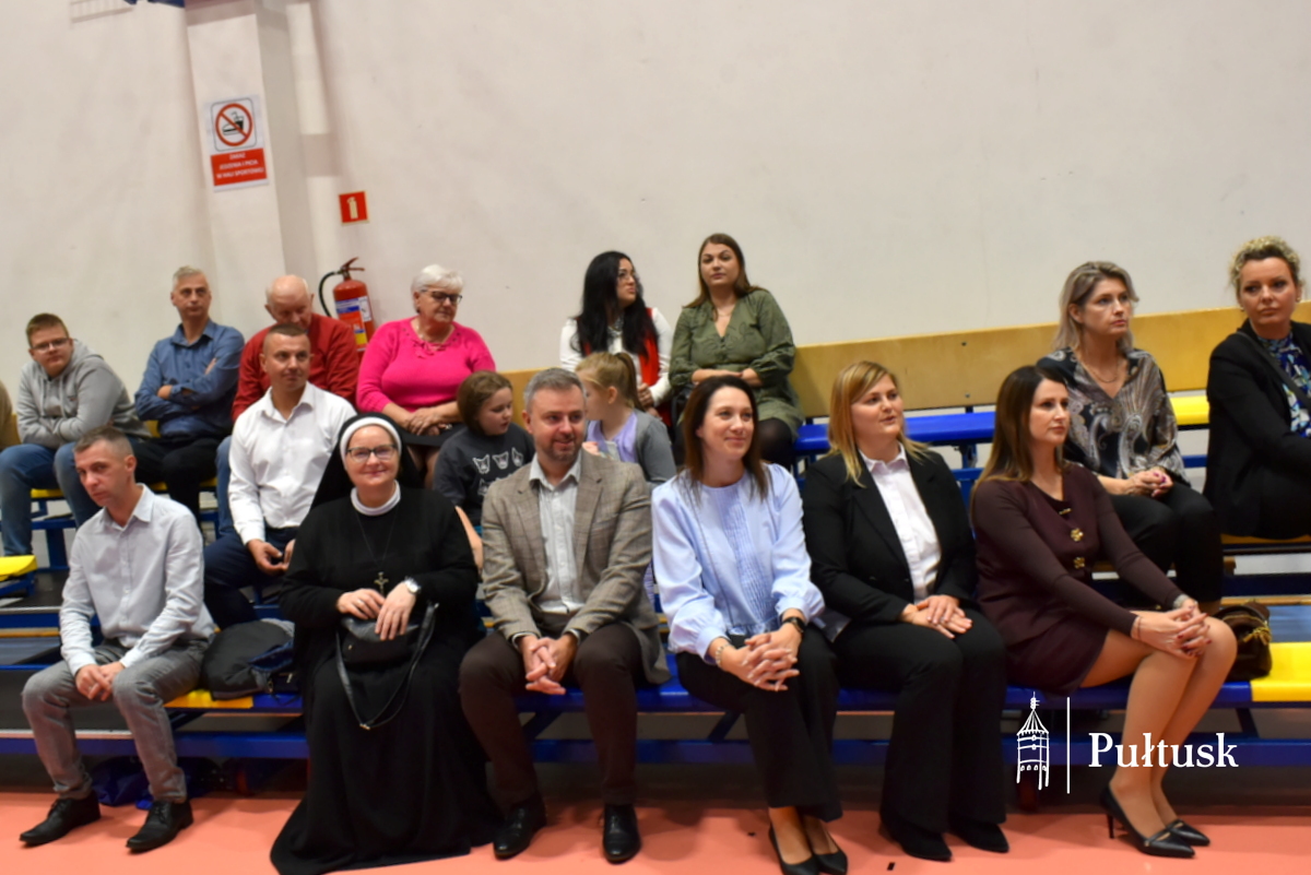 Pasowanie pierwszoklasistów w PSP nr 1 (90)