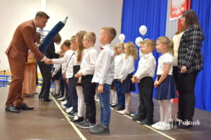 Pasowanie pierwszoklasistów w PSP nr 1 (56)