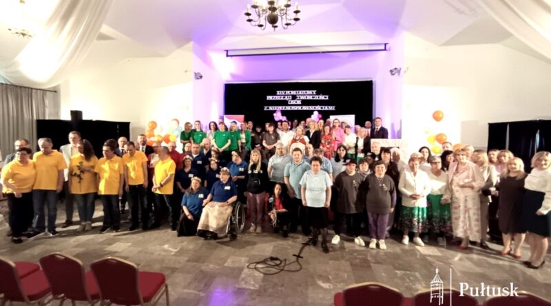 XIV Powiatowy Przegląd Twórczości Osób Niepełnosprawnych 115