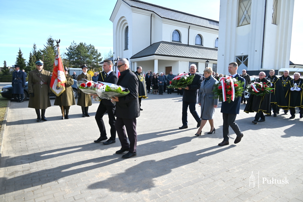 UROCZYSTOŚCI UPAMIĘTNIAJĄCE OFIARY KATYNIA I KATASTROFY SMOLEŃSKIEJ W PUŁTUSKU 28