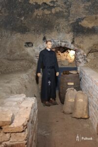 XIII Pułtuska Noc Muzeów - Wystawa w podziemiach Wzgórza Abrahama (2)