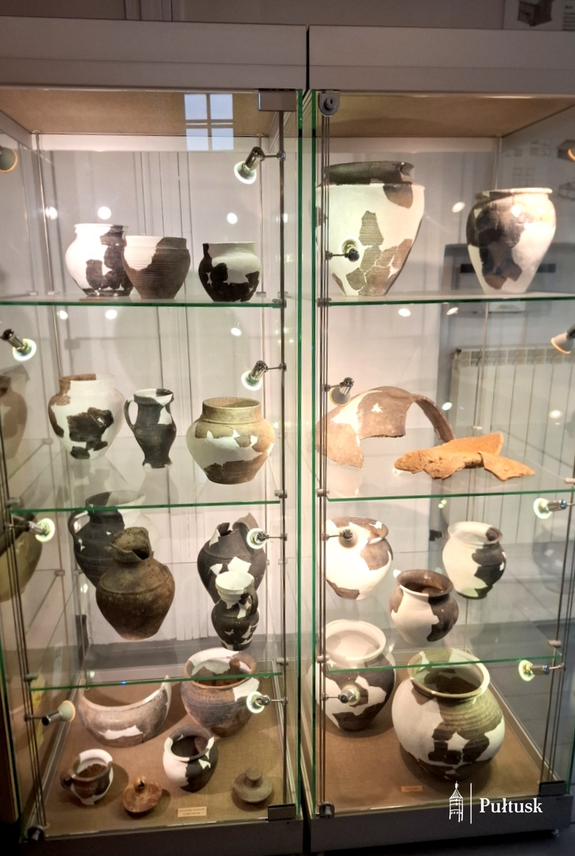 XIII Pułtuska Noc Muzeów - Wystawy w Muzeum Regionalnym (12)