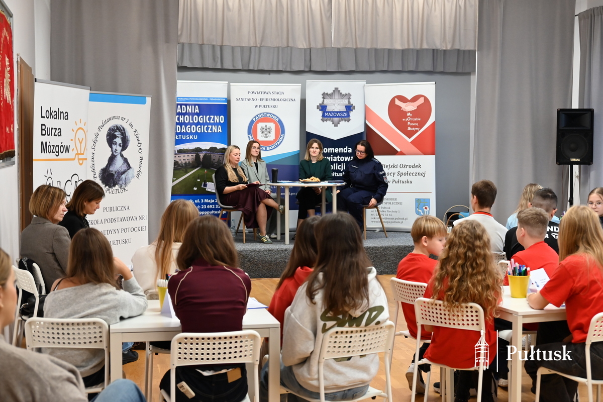 Spotkanie profilaktyczne "Lajkuję nie hejtuję" (19)